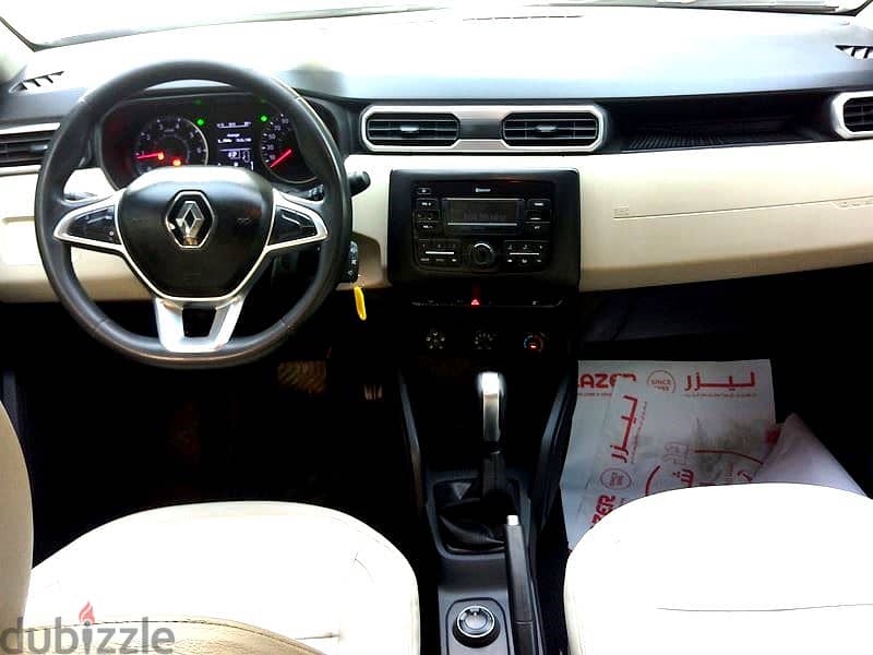 Renault Duster 2.0 L 2019 Beige 4x4 Wheel Drive Single User Agent Main 7