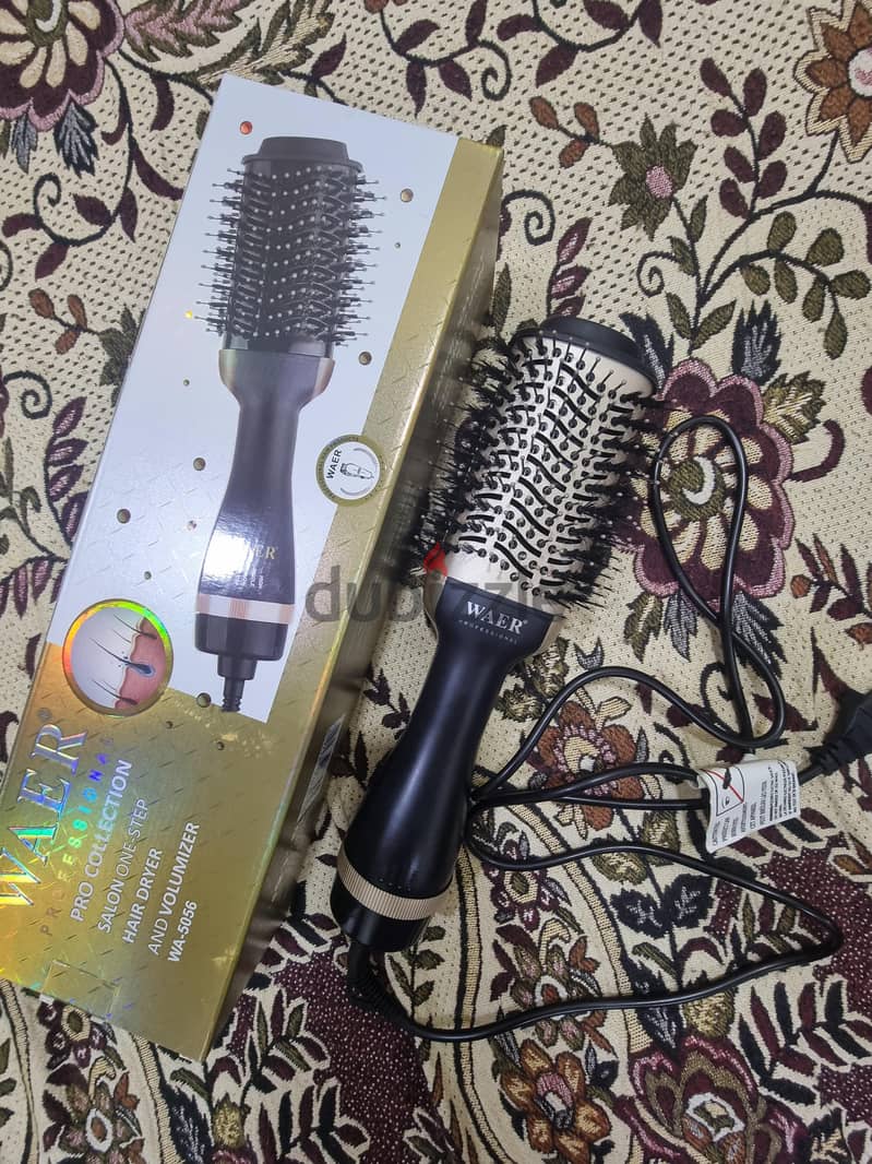 Hair Dryer and Volumizer 1