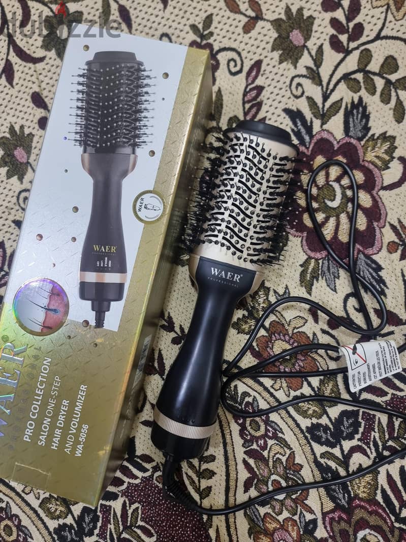 Hair Dryer and Volumizer 2