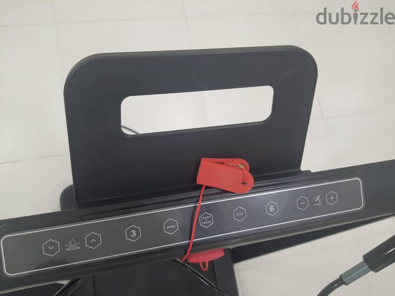 Treadmill S8 Folding-incline 2