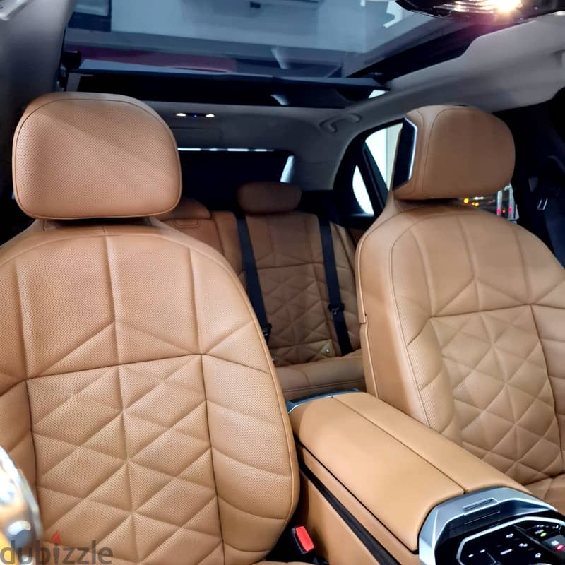 BMW 735i 2023 6