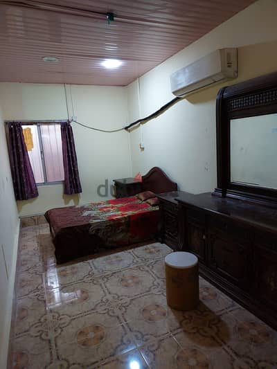 Family room for rent sitra near extra market for kerala, Tamil karnada