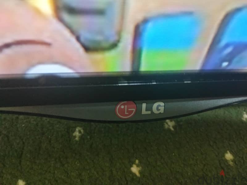 LG Smart Slim frameless Ultra HD 55 inch 1