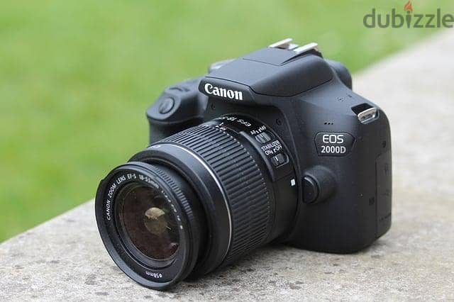 CANON 2000D DSLR camera 1