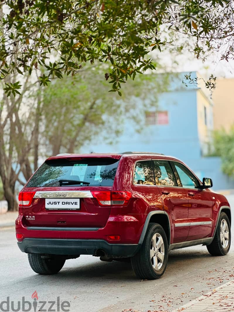 JEEP CHEROKEE LAREDO 2012 MODEL WELL MAINTAINED 7 SEATER FAMILY SUV 6