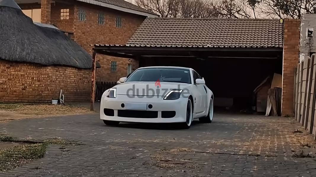 ‎للبيع ليتات نيسان 350Z ستايل GTR، 2