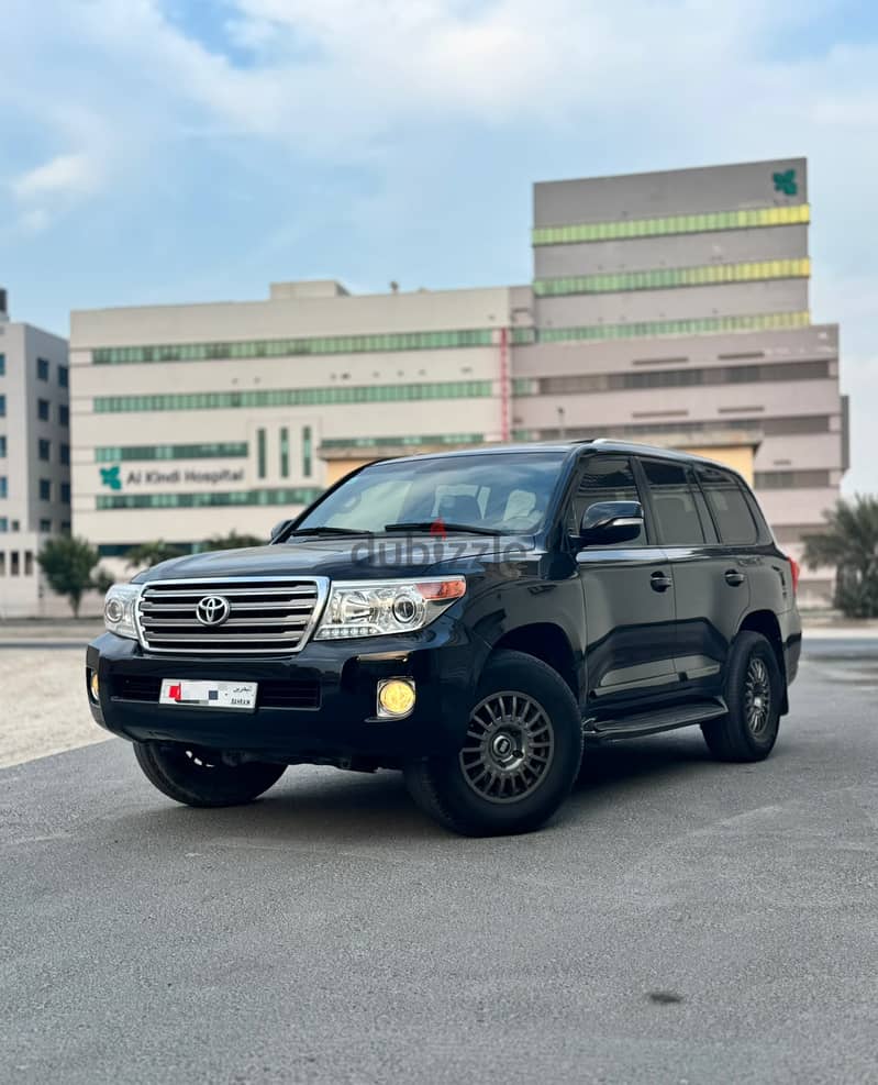 TOYOTA LAND CRUISER 2012 GXR V8 1