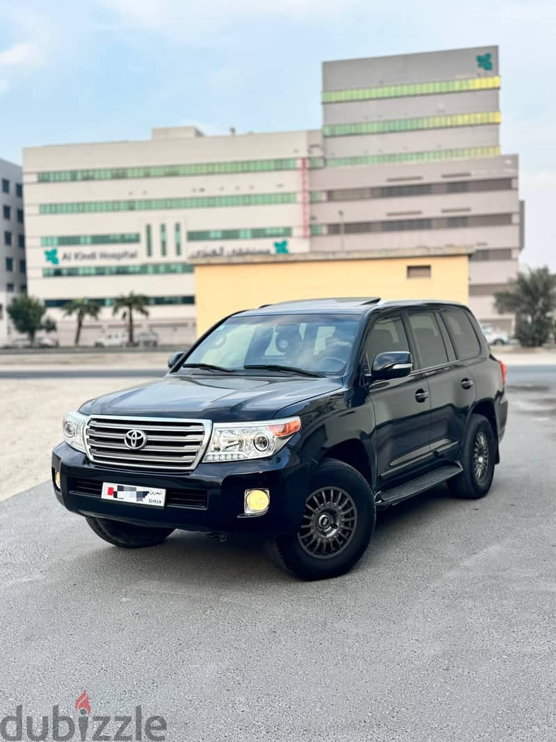 TOYOTA LAND CRUISER 2012 GXR V8 3