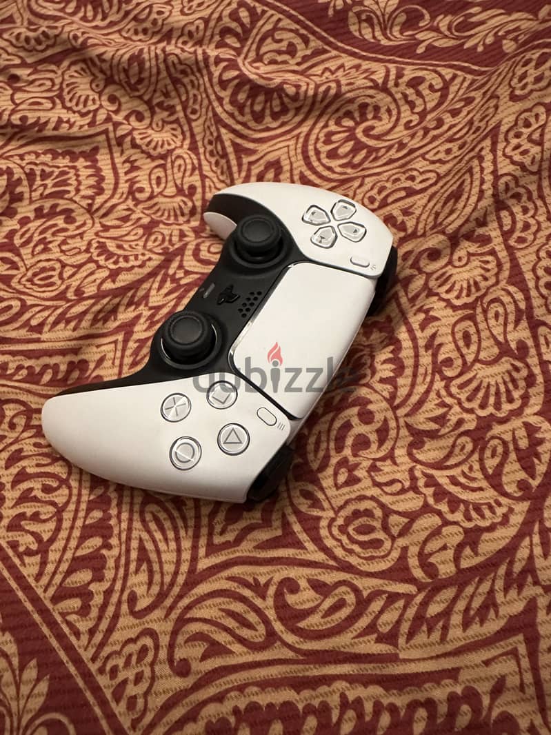 Ps5 Controller like new 1