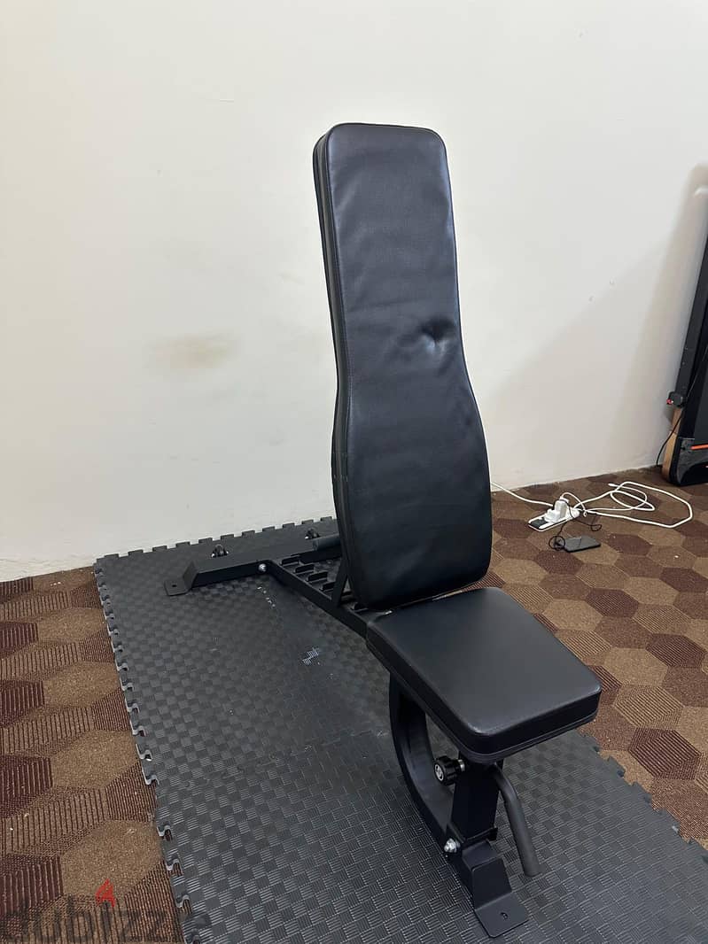 malti Bench still Good Condition 3