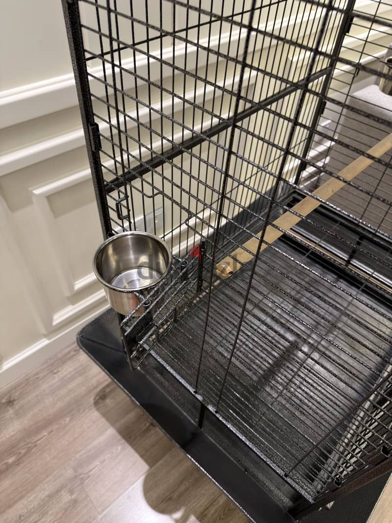 Large Metal Bird Cage 1