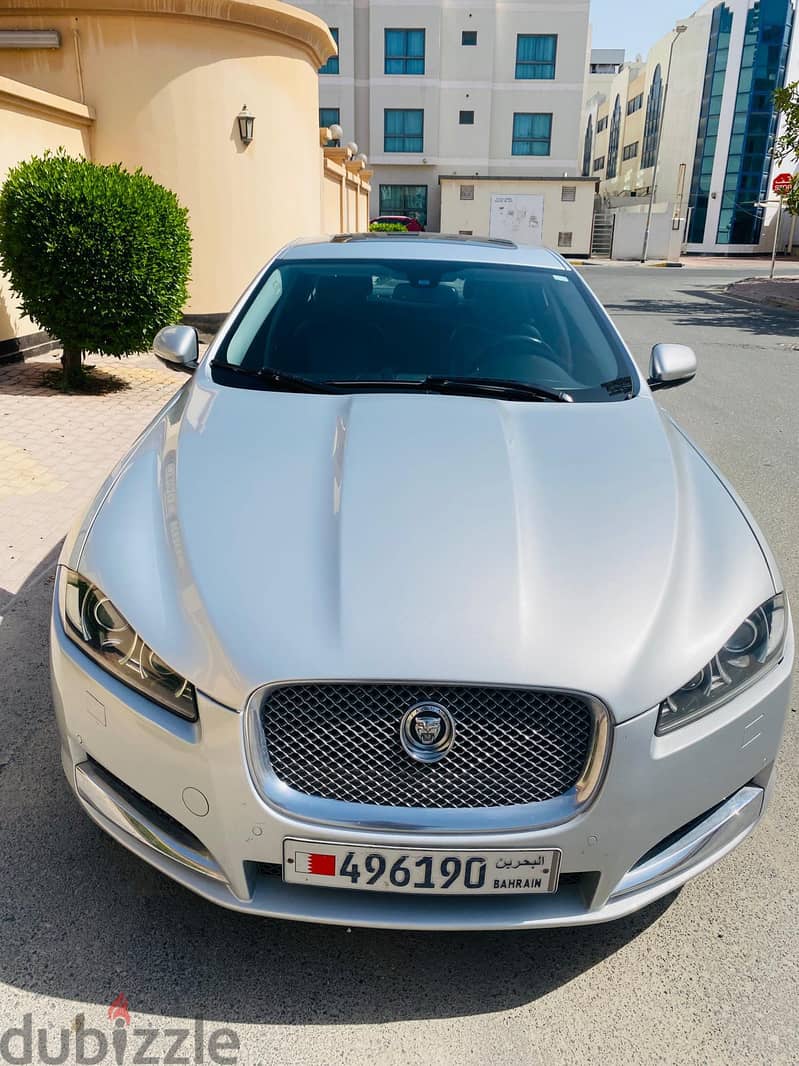 Jaguar XF 2015 – V6 3.0L | 340HP | Well Maintained 5