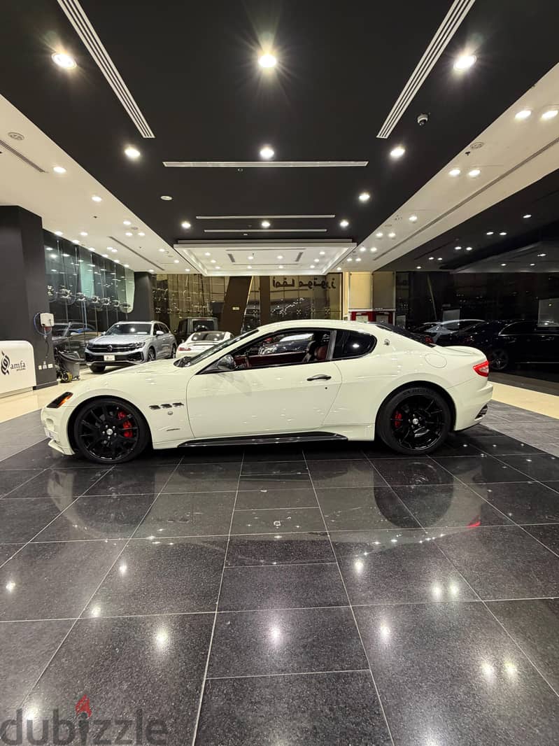 Maserati GranTurismo Model  2012 3