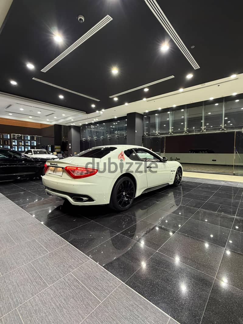 Maserati GranTurismo Model  2012 4