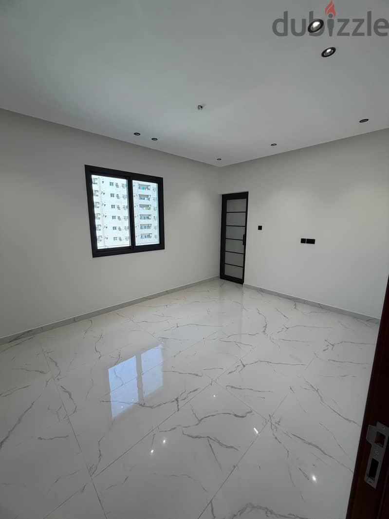 للبيع شقة جديدة في الرفاع البحير for sale new flat in Riffa al buhair 4