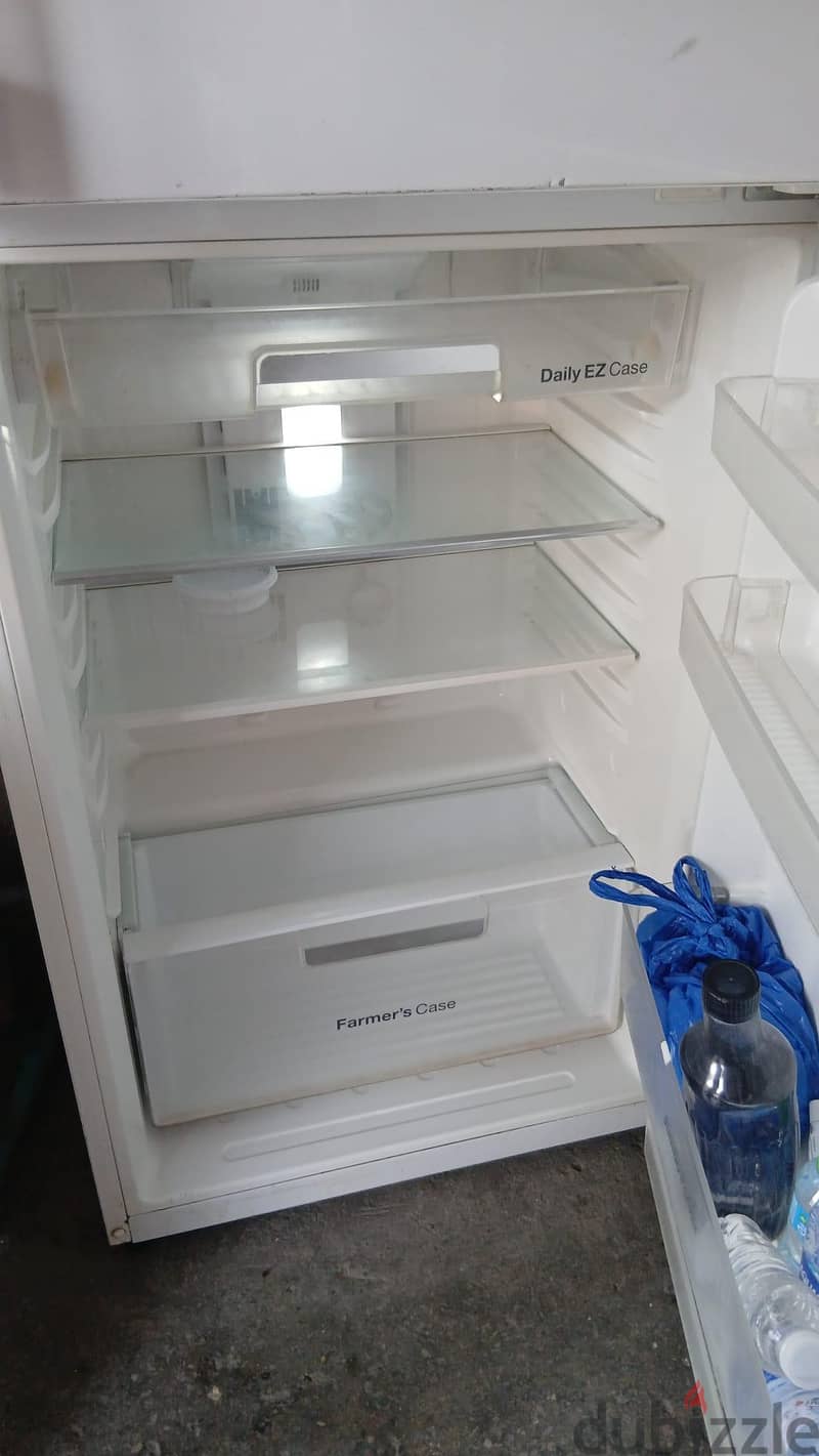 Daewoo Refrigerator for Sale 650 letter 2