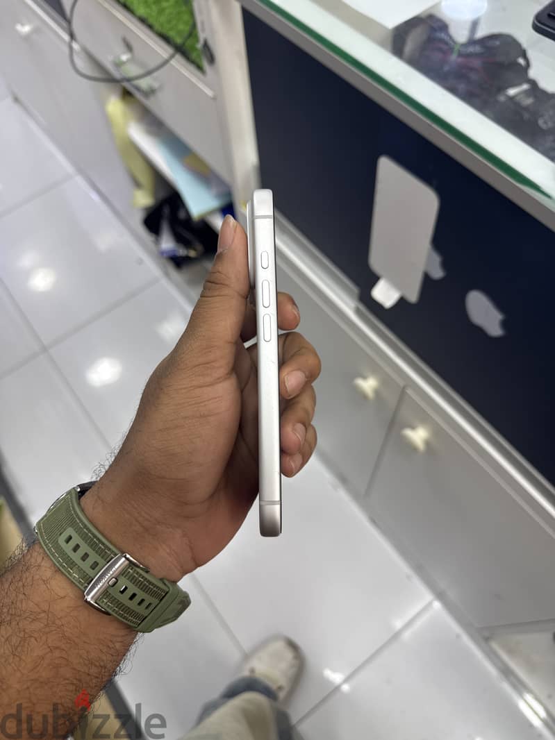 Apple - iPhone 17 Pro 2