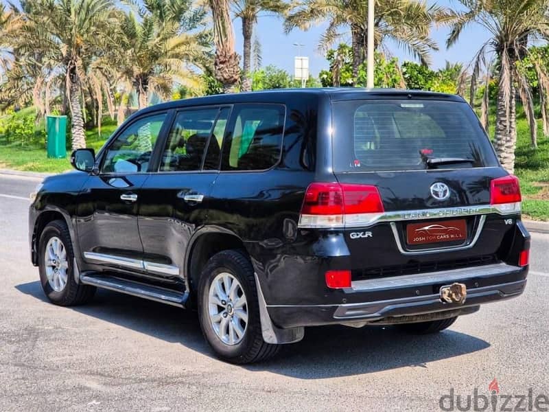 Toyota Land Cruiser GXR 2017 4