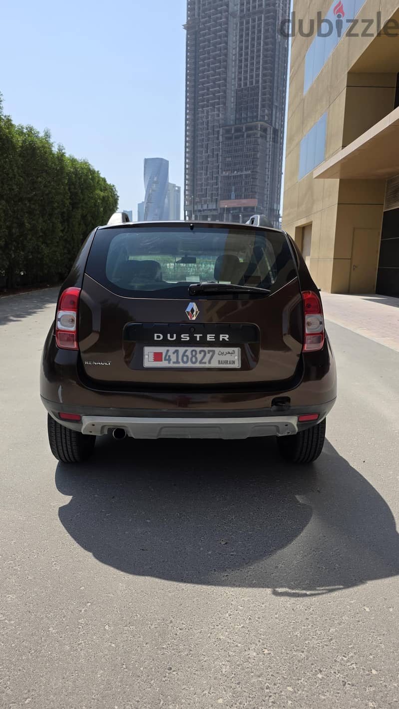 Good condition Renault Duster 2015 for sale 4