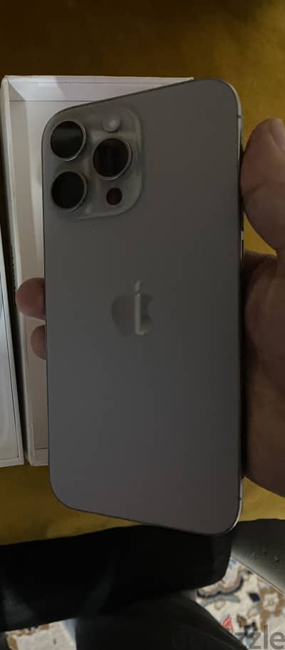 Apple - iPhone 16 Pro Max