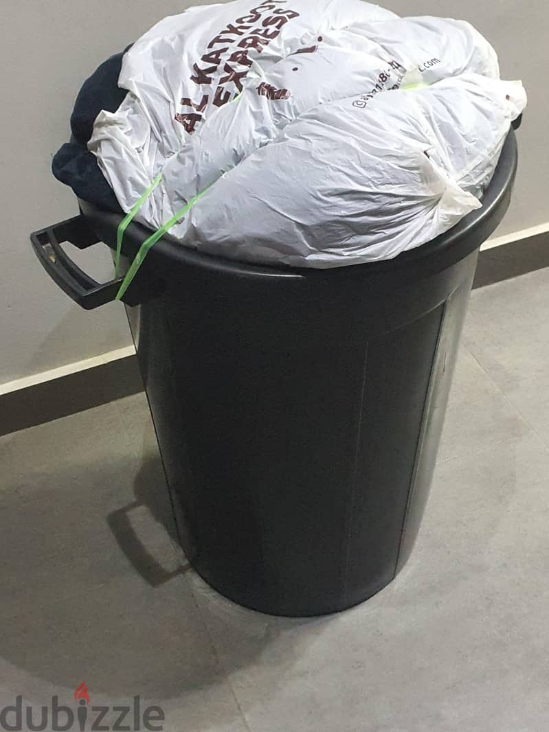 Two Dustbin For Sell 4