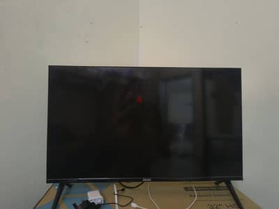 Tv,onix brand,only 1 month use no any damages.