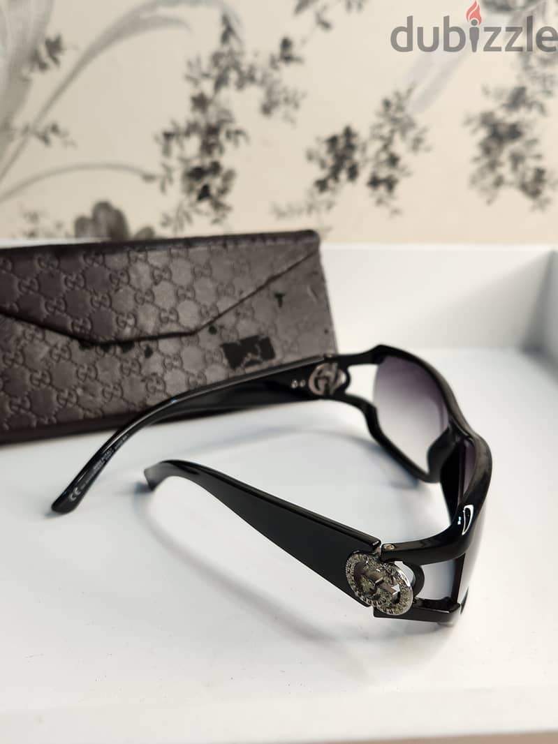 Luxury Gucci Strass Sunglasses for Sale (With Original Case)- 39591018 2