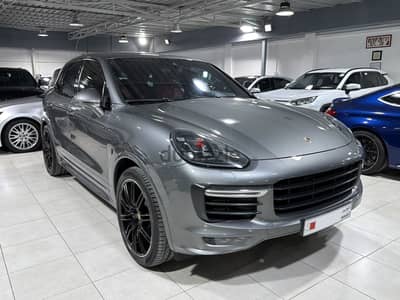 2016 Porsche Cayenne GTS