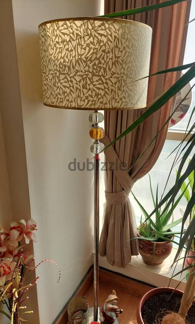 lamp shade stand