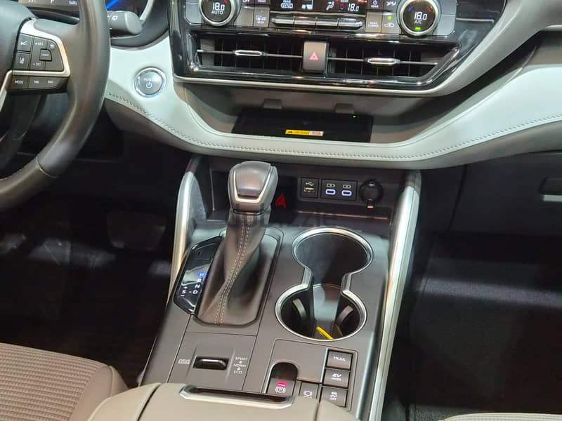 Toyota Highlander 2023, (56,000 kms) 11