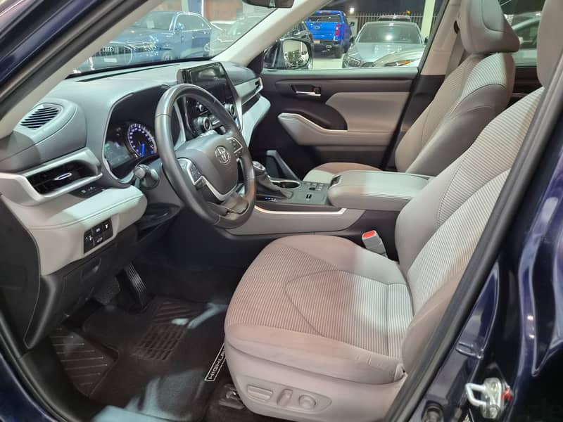 Toyota Highlander 2023, (56,000 kms) 12