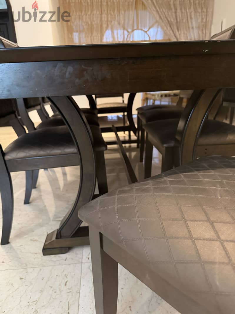 Dining table with 8 chairs 155 BHD 3