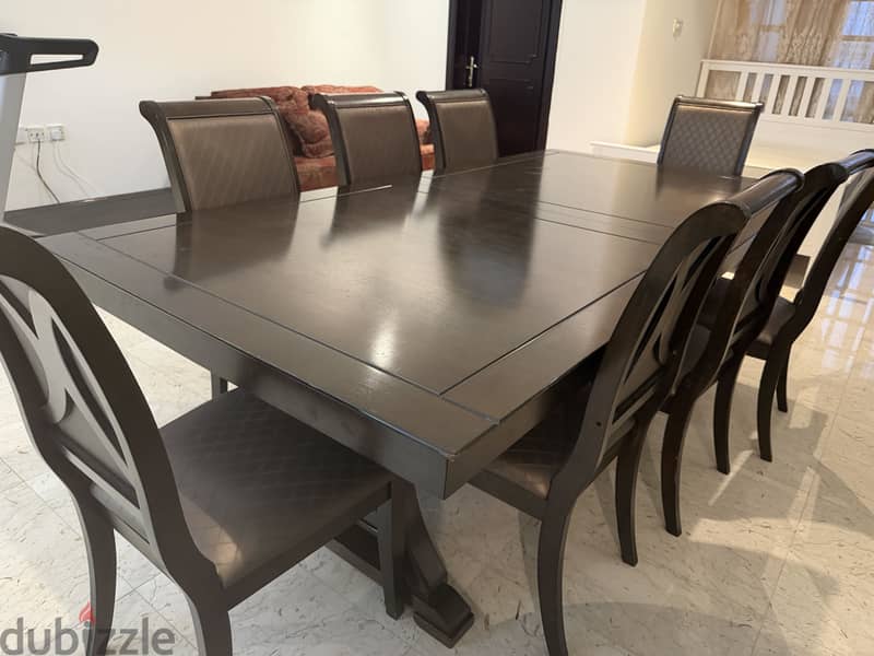Dining table with 8 chairs 155 BHD 8