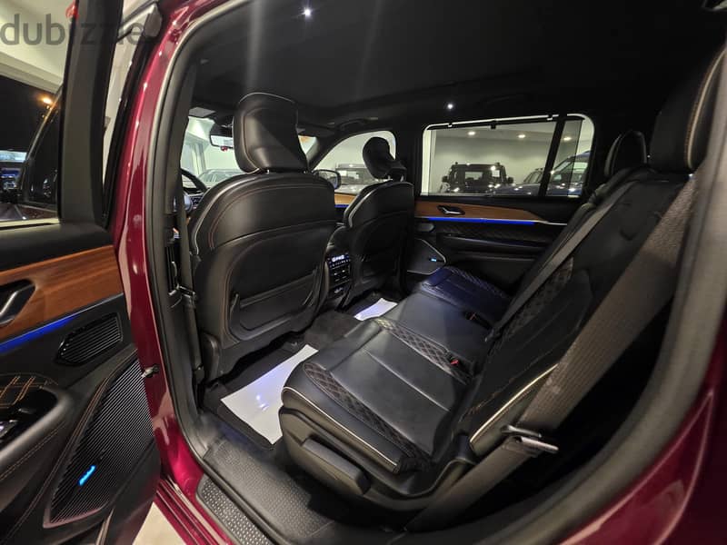 Jeep Grand Cherokee Summit 4x4 2021 11