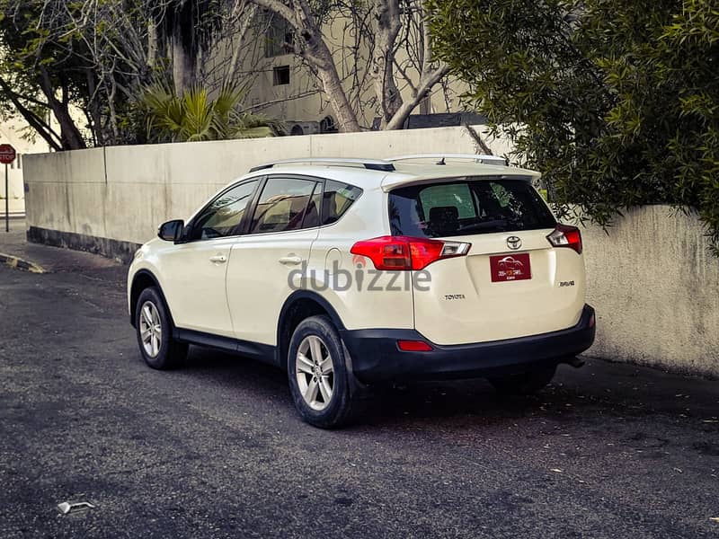 Toyota Rav 4 MODEL 2014 4