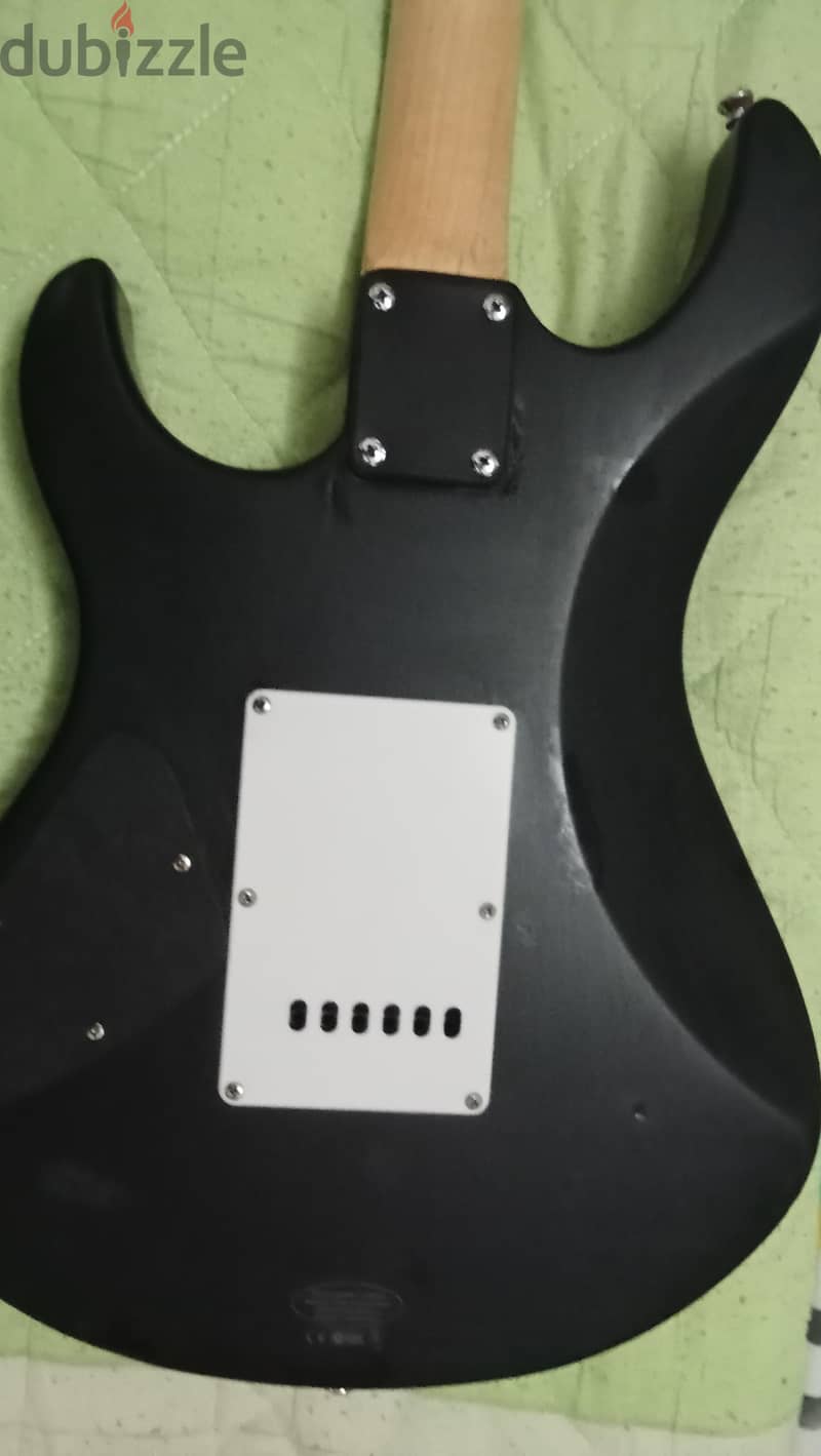 Yamaha electric guitar ERG 121 C modified and customised a way better 2