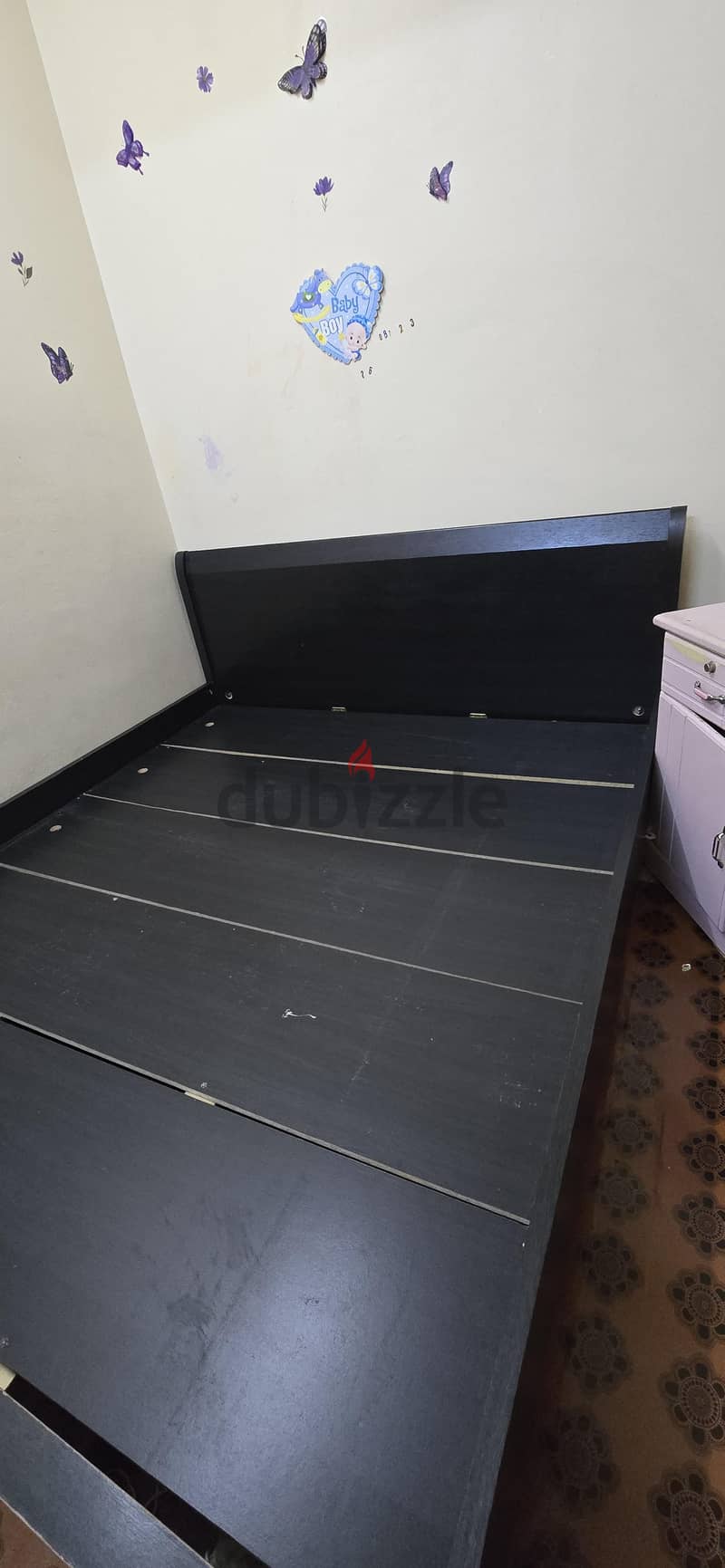King size wooden bed in good condition 3