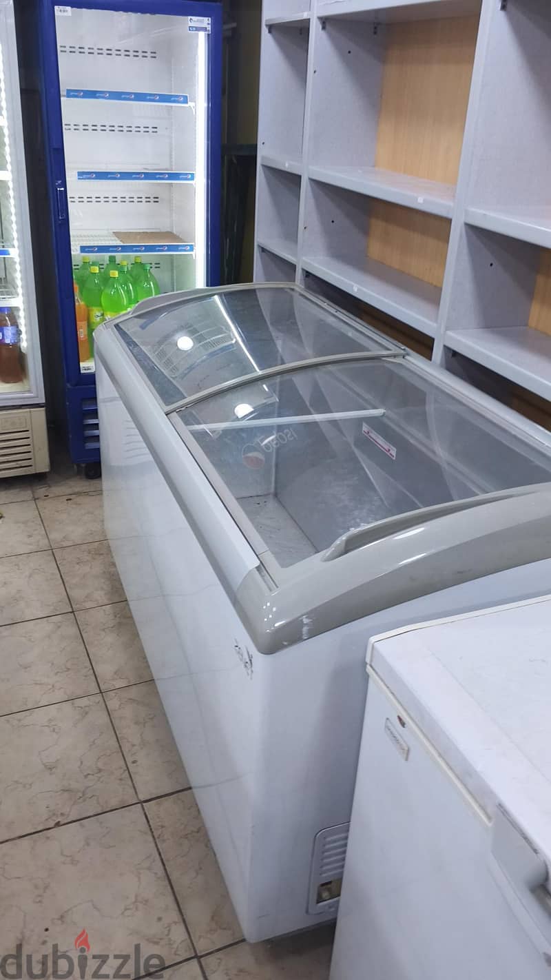 Commercial Display Chest Freezer - Curved Glass Top –  Shop Freezer 5