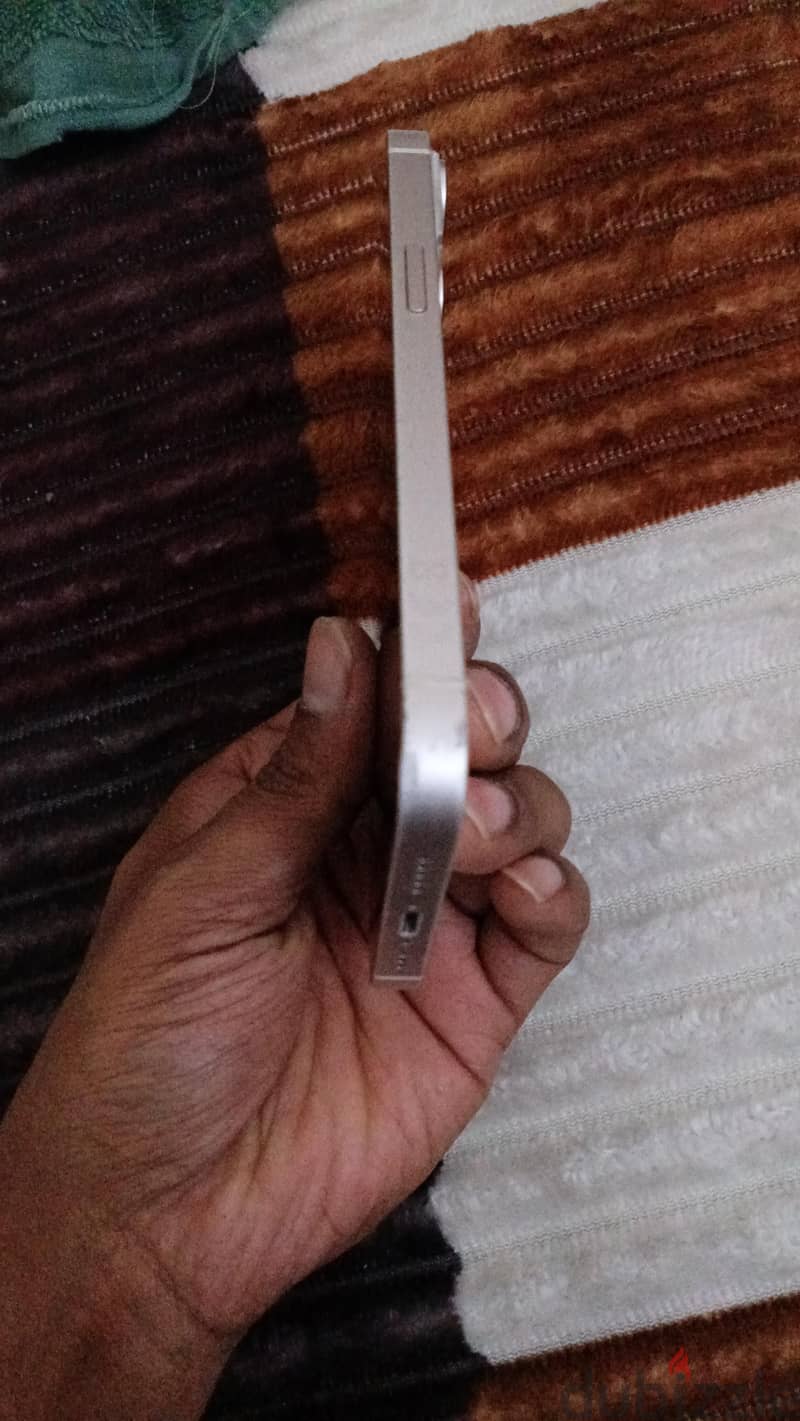Apple - iPhone 14 4