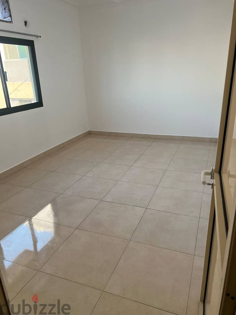 2 Bedrooms flat in Tubli for only BD100 without EWA T66333487 3