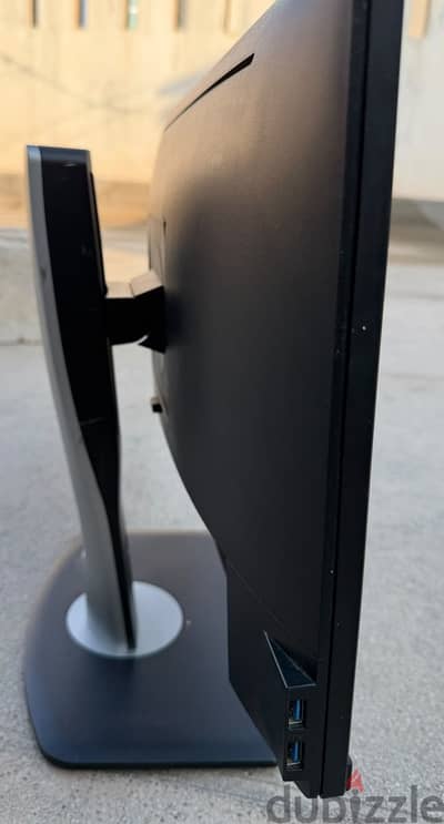 Dell Professional Series (22 Inch) Monitor for Sale