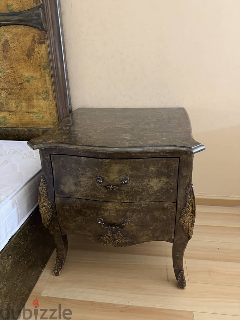 Bed with mattress and 2 side tables 85 BHD 3