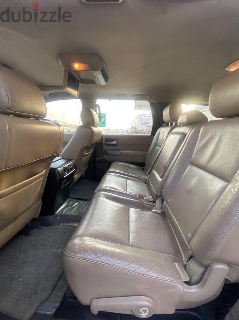 Toyota Sequoia 2012 Silver 5