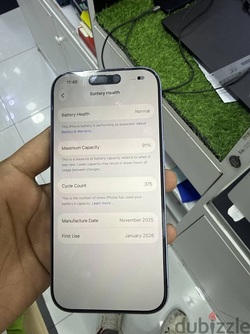 Apple - iPhone 17 7