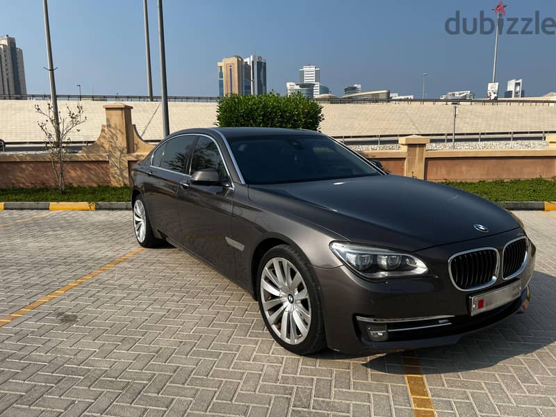 BMW 7-Series 2014 750Li 4