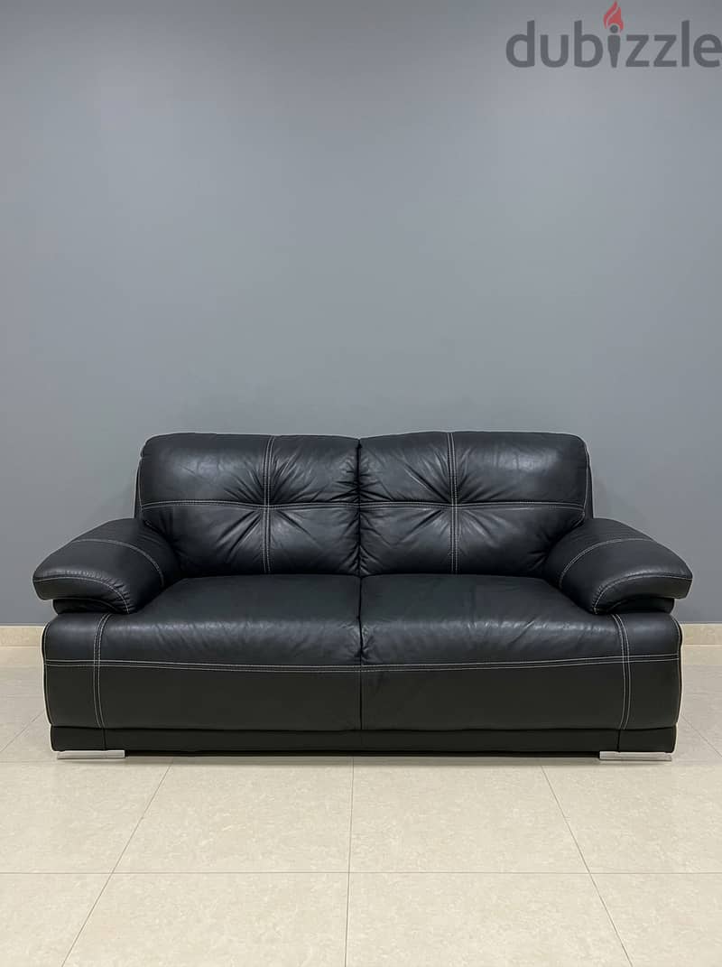 Premium Quality Black Leather Sofa Set (3+2+1) in Excellent Condition 1