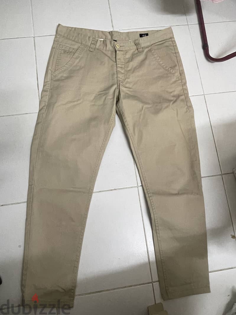 For sale mix’s branded clothes in a very affordable price. 1BD EACH 11