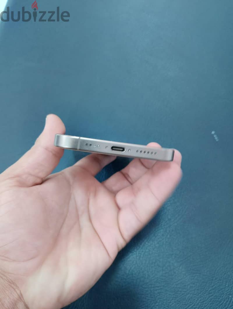 Apple - iPhone 16 Pro Max 4