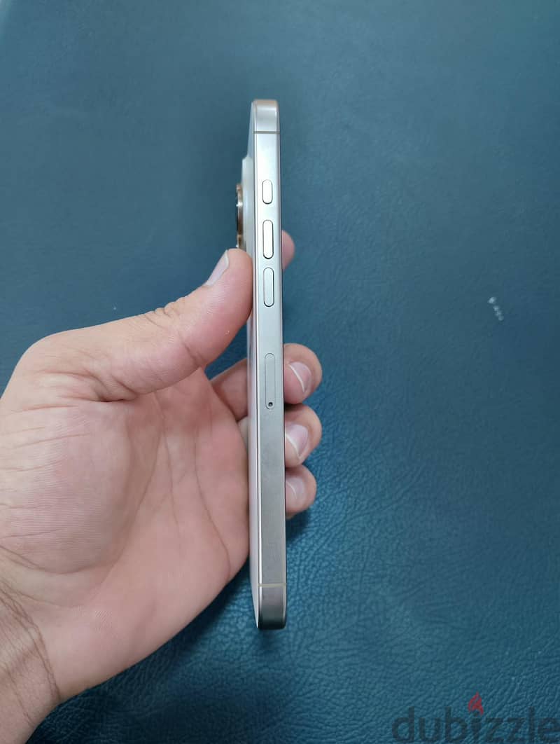 Apple - iPhone 16 Pro Max 5