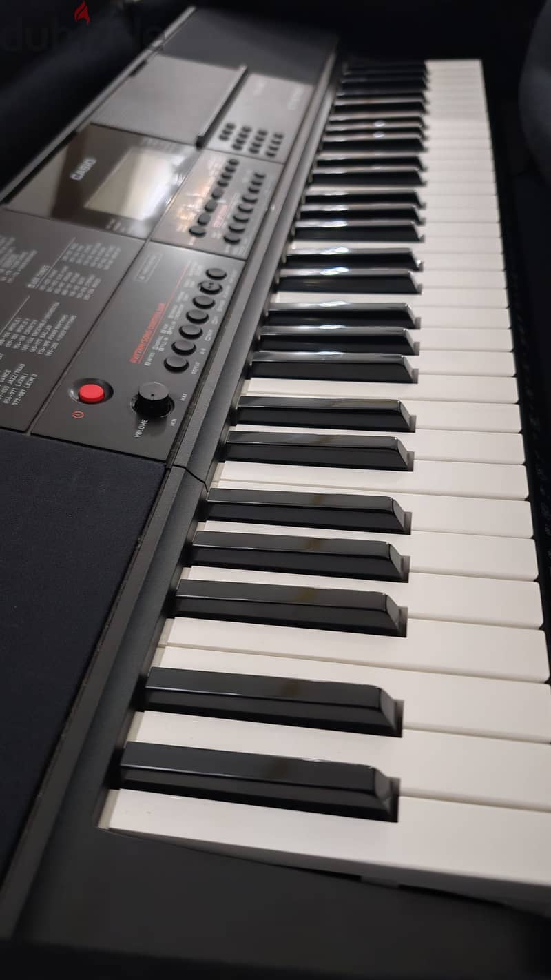 For sale: Casio CT-X700 plug and Play 2